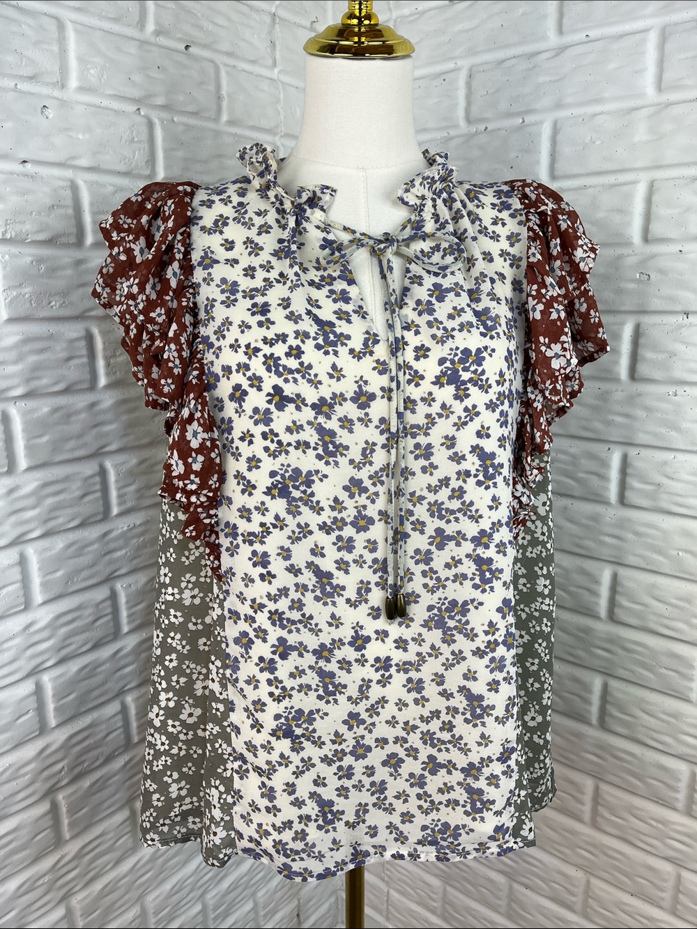 ENTRO MIXED FLORAL SEMI SHEER LINED FLOWY RUFFLE SLEEVELESS BLOUSE SZ LG